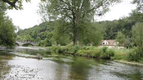 Jagst mit Brücke Dörzbach